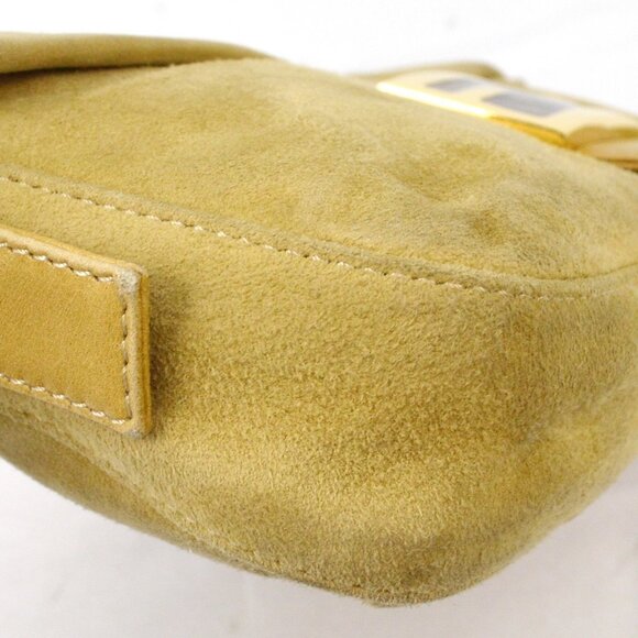 Fendi Beige Suede Baguette Handbag 2375/26424/009 NQ00730 - Picture 3 of 8